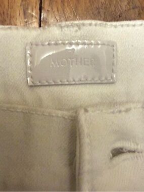 MOTHER Cream-Colored Pants with Branded Waist Patch